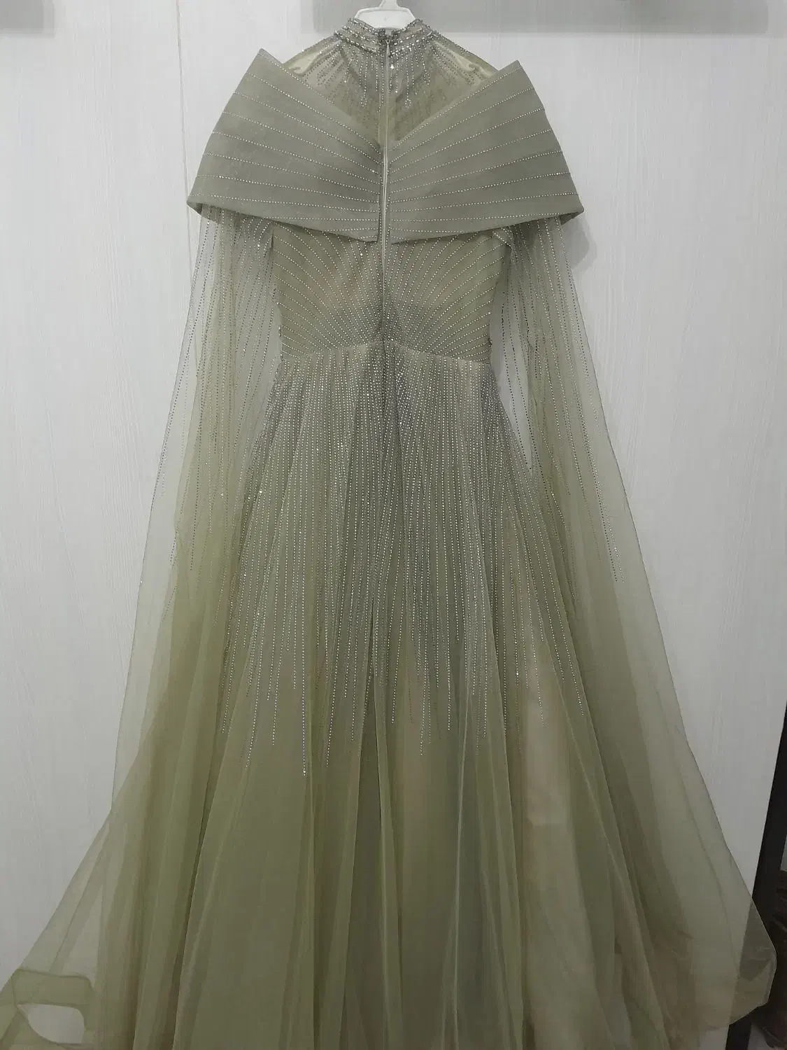 لباس مجلسی|لباس|ری, دولت‌آباد|دیوار