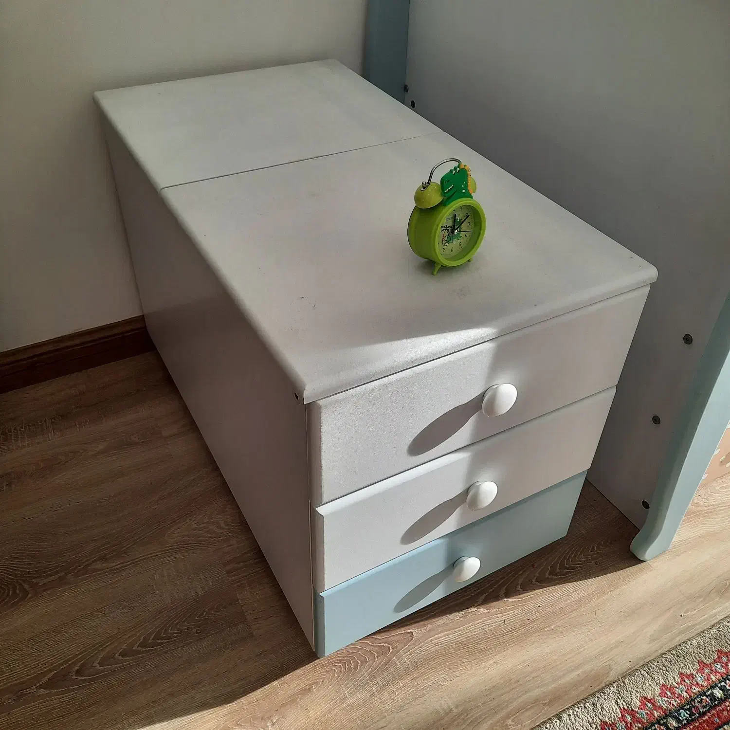 تخت دو‌منظوره کودک و نوجوان آپادانا + کمد لباس|تخت و سرویس خواب|لاهیجان, گلستان|دیوار