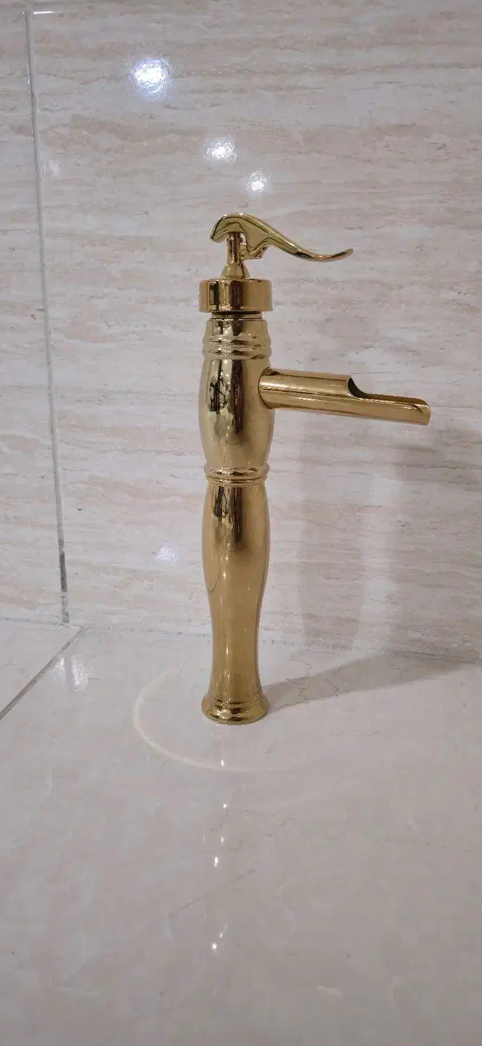 شیر پایه بلند طلایی و سنگین|لوازم سرویس بهداشتی|سهند, |دیوار