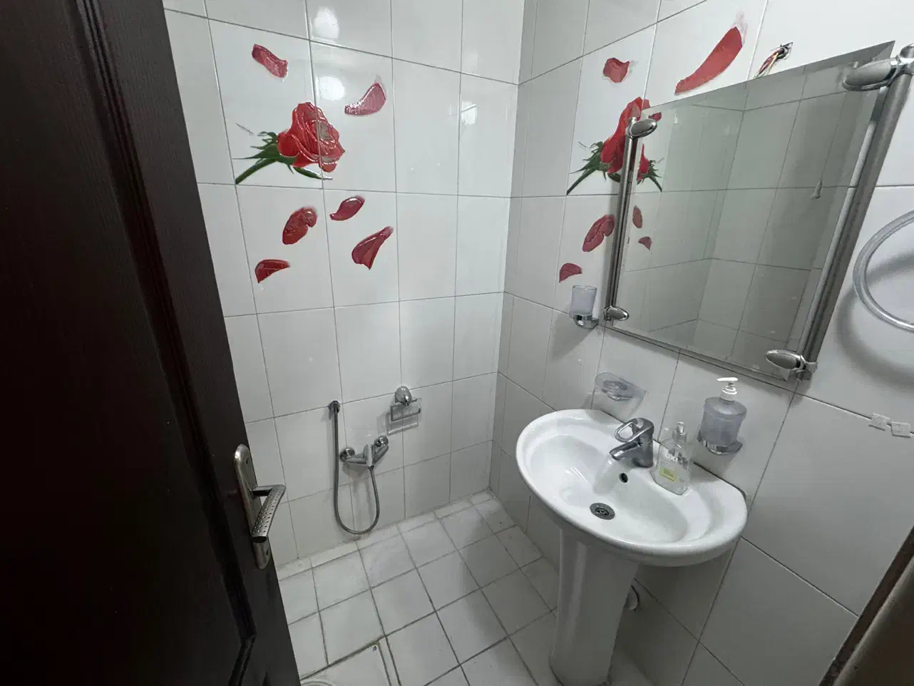 آپارتمان۸۲متری/فول/طبقه۵/جنت آباد شمالی