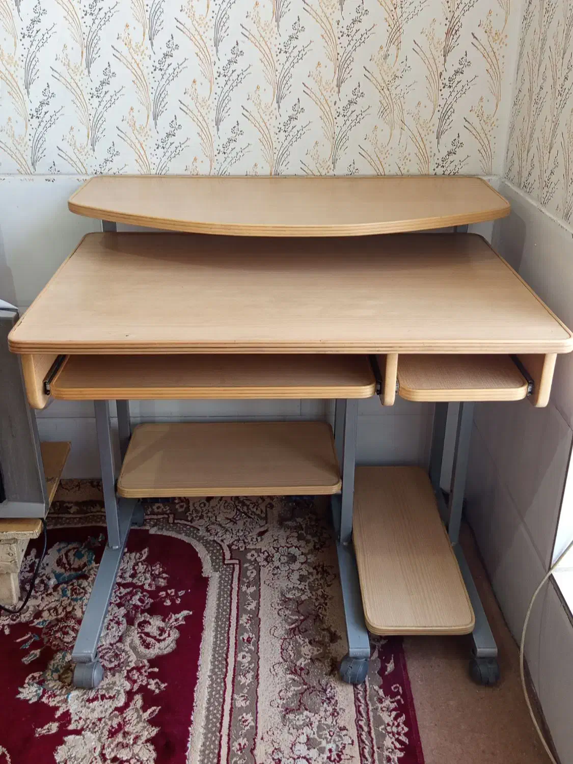 میز کامپیوتر|میز تحریر و کامپیوتر|شیراز, شهرک مهدیآباد|دیوار