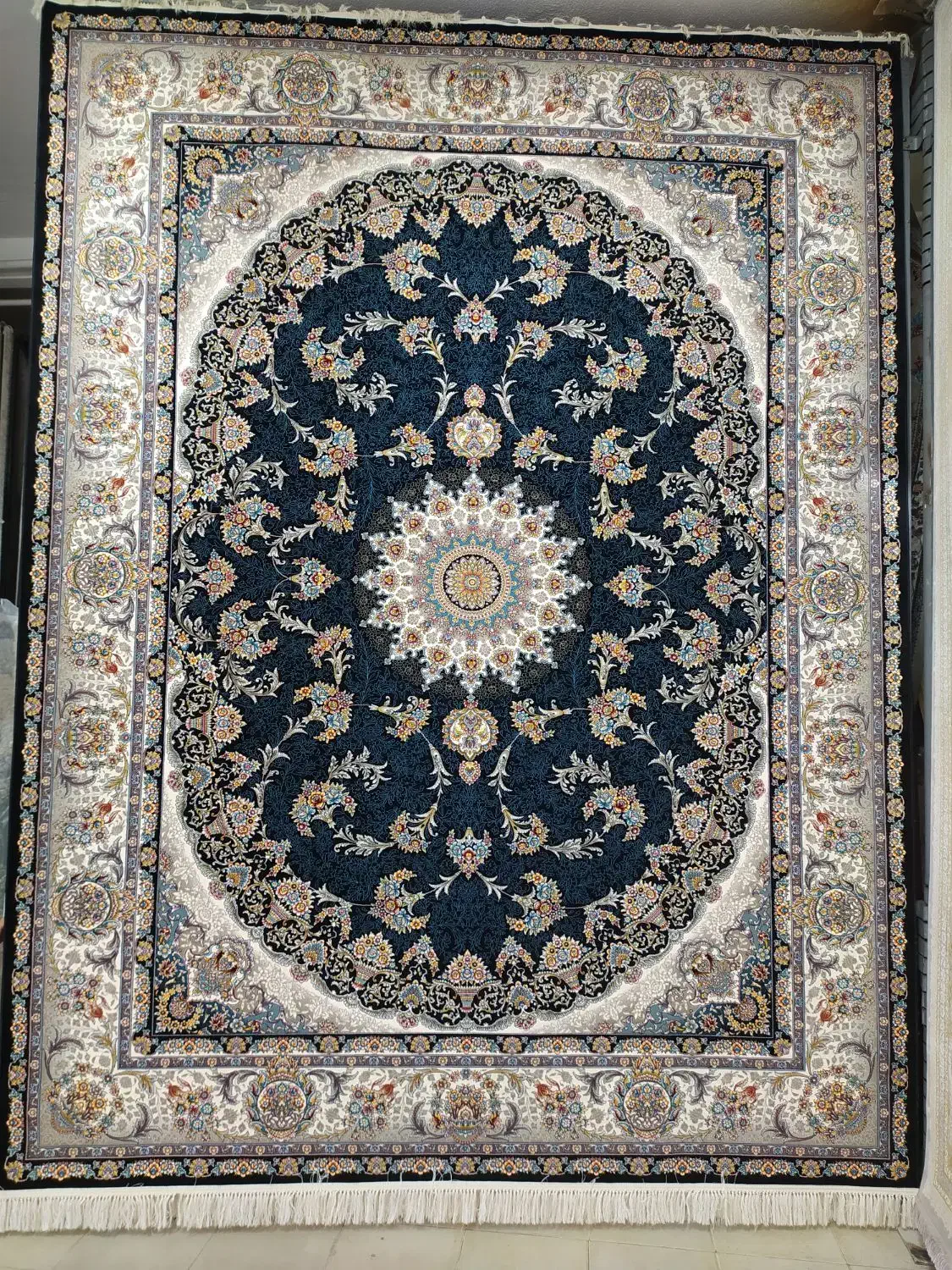 فرش با اقساط12ماهه بدون پیش|فرش|زنجان, |دیوار