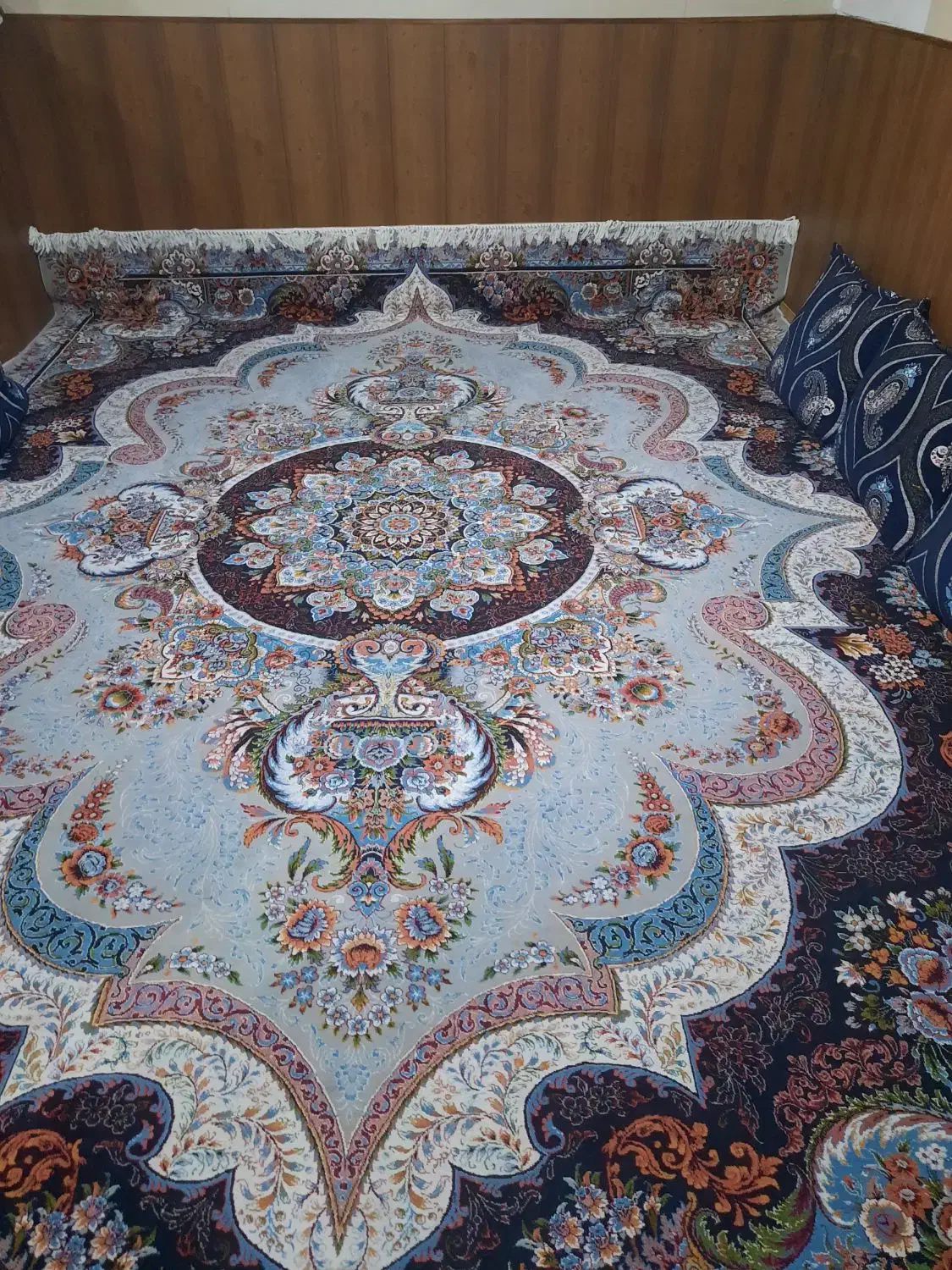 وسایل منزل|تلویزیون و پروژکتور|شیراز, انجیر|دیوار