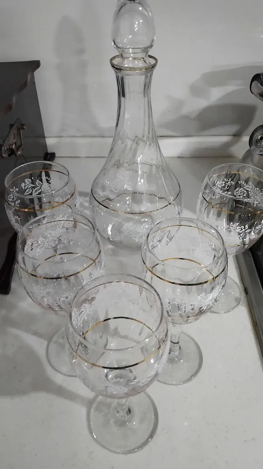 دو دست جام وتنگ  شراب خوری|ظروف سرو و پذیرایی|چناران, |دیوار