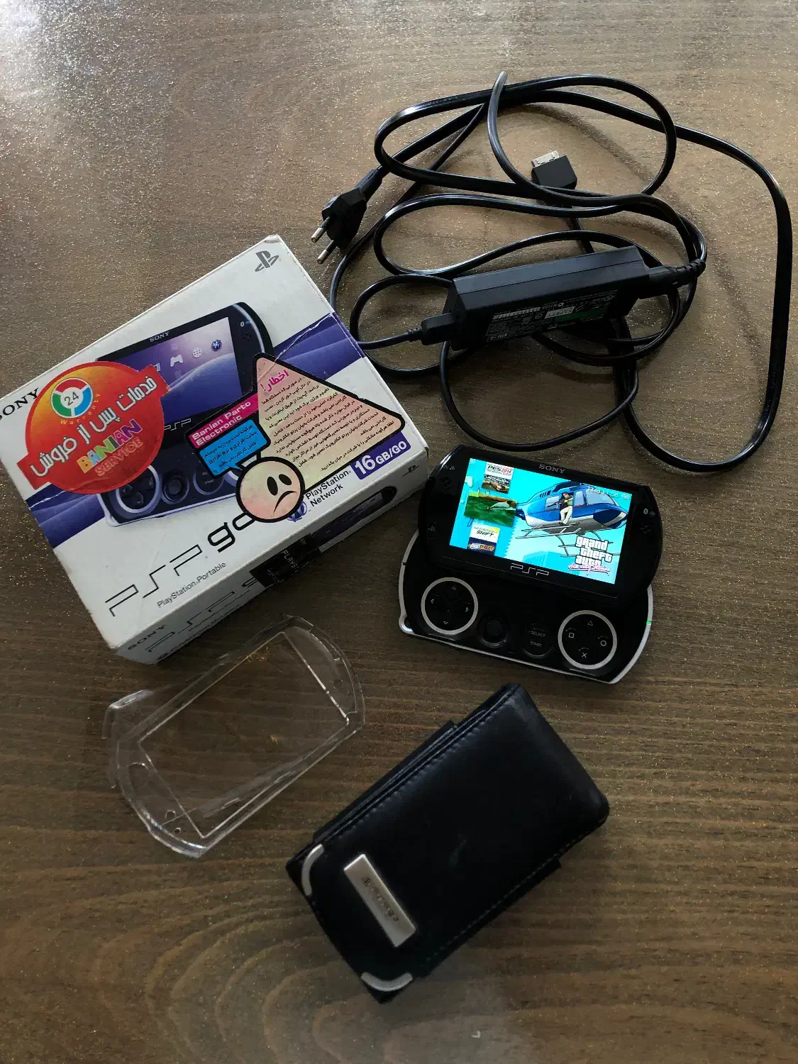 psp go در حد نو کلکسیونی|کنسول، بازی ویدئویی و آنلاین|شیراز, ارم|دیوار