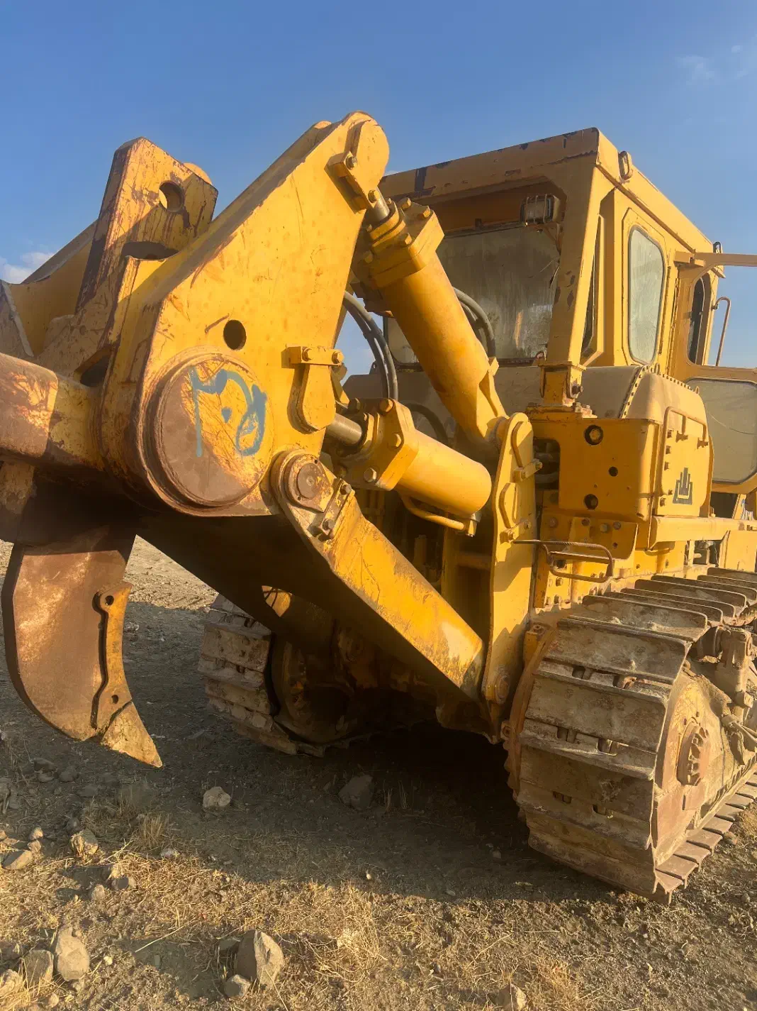 بلدوزر واهاتسو|خودرو سنگین|بومهن, |دیوار