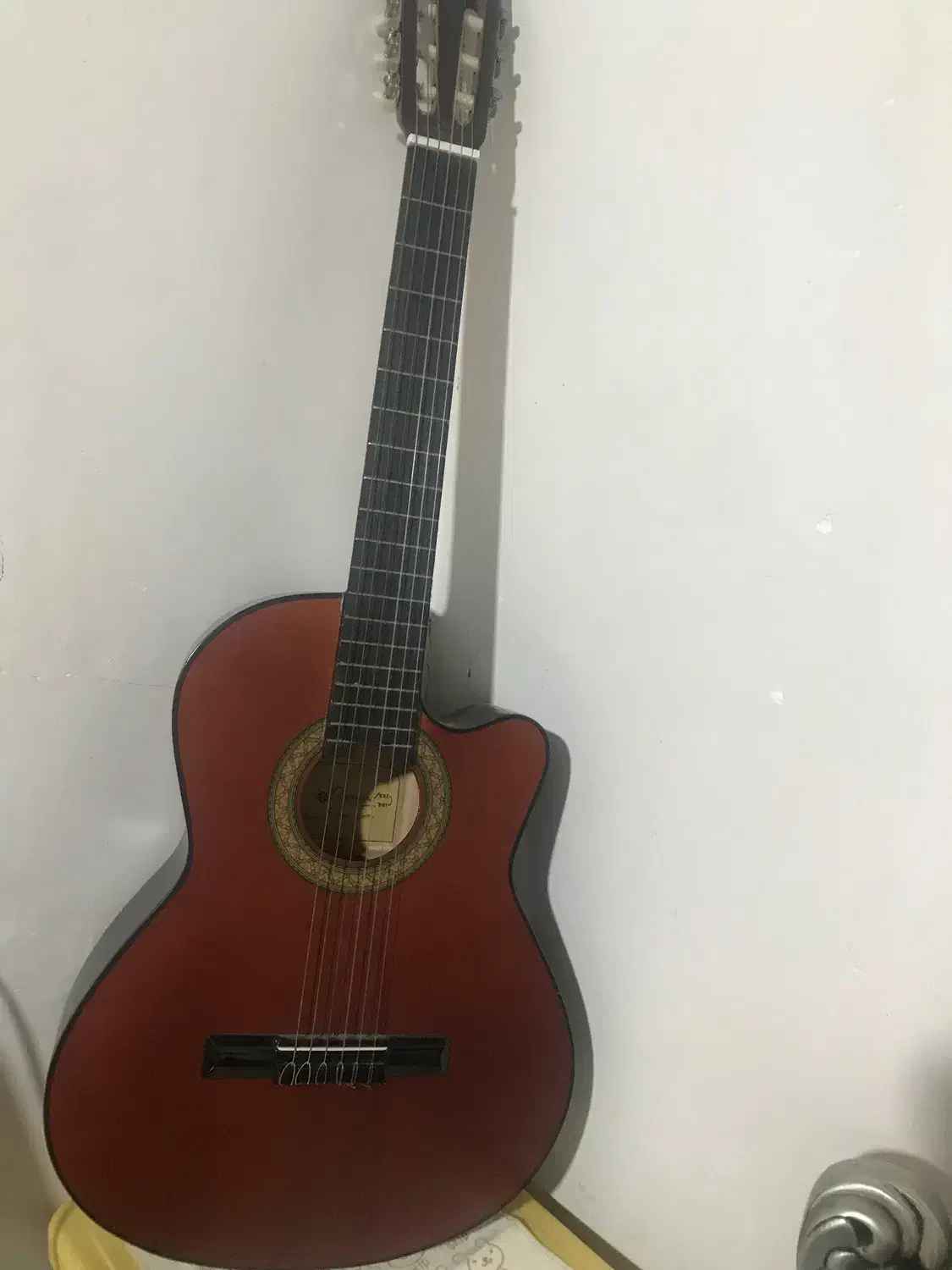 گیتار دیاموند|گیتار، بیس، امپلیفایر|زیرآب, |دیوار