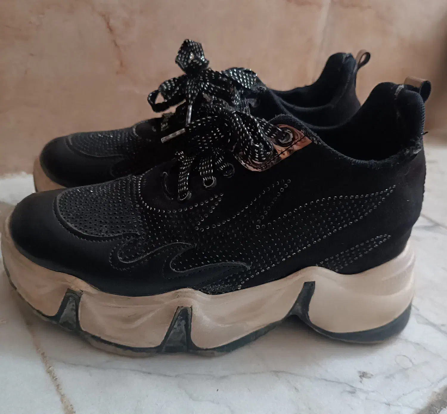 دو جفت کفش دخترانه|کیف، کفش، کمربند|بروجرد, |دیوار