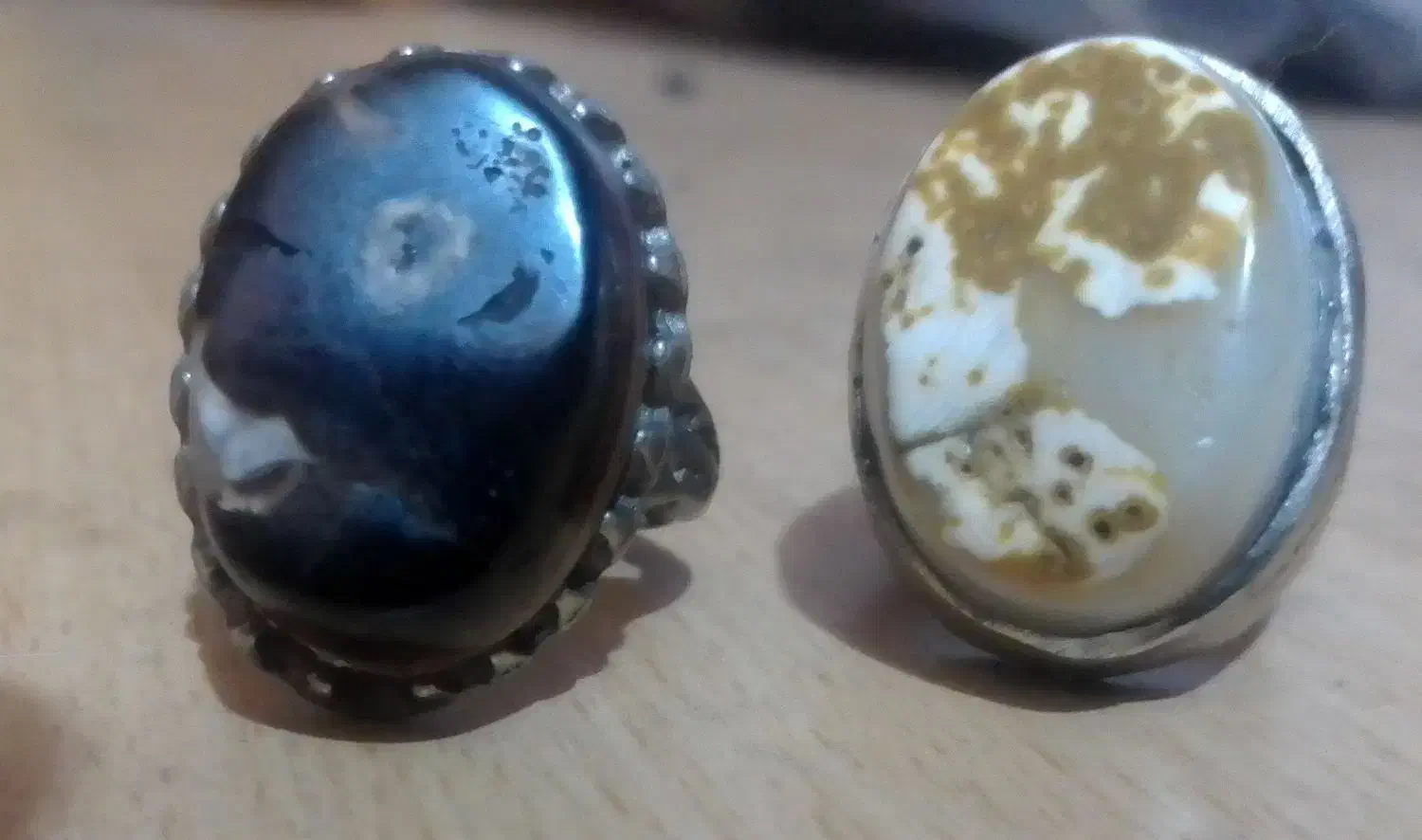 انگشتر|کلکسیون اشیاء عتیقه|ایذه, |دیوار