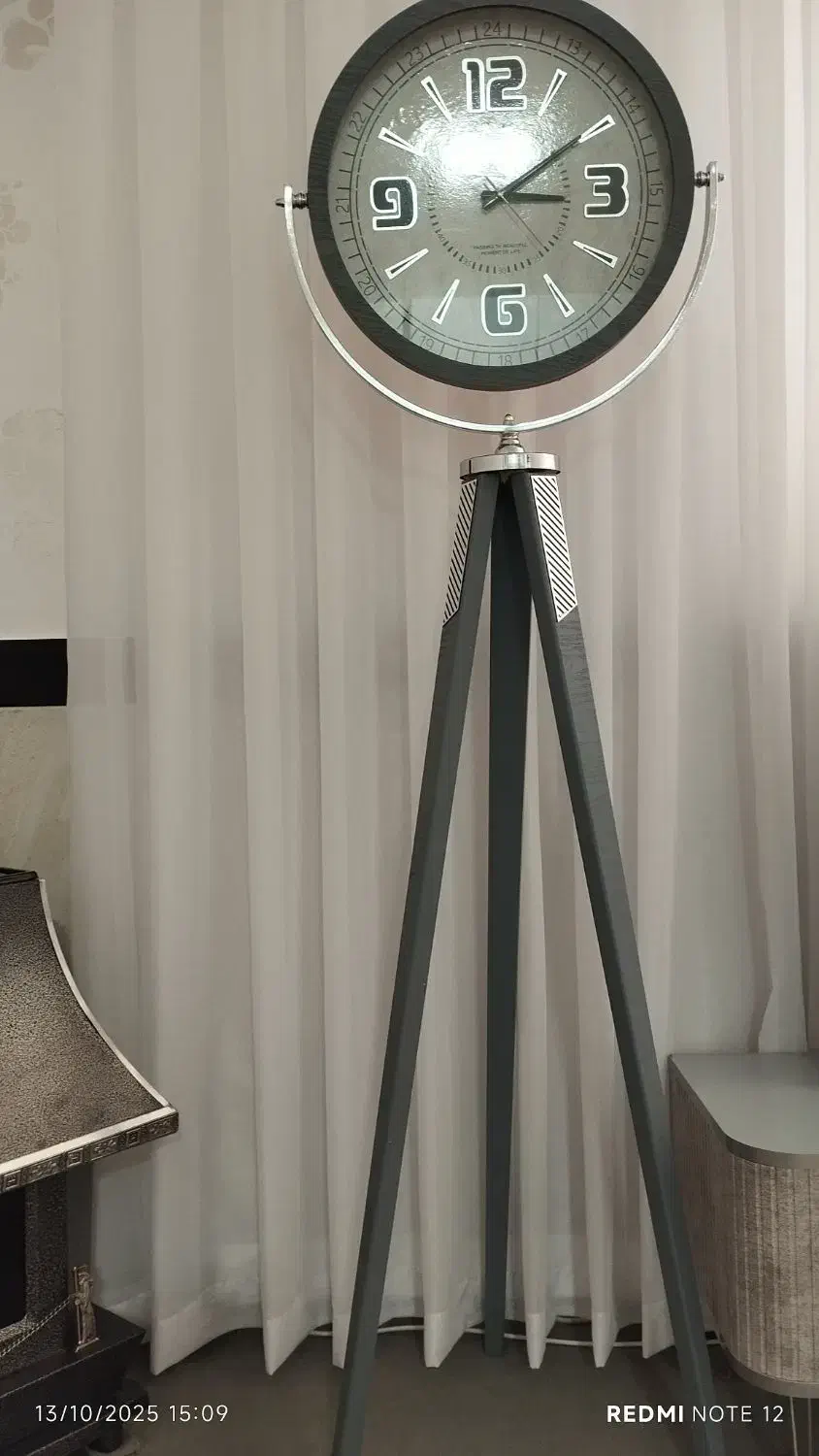 ساعت ایستاده|ساعت دیواری و تزئینی|مریوان, |دیوار