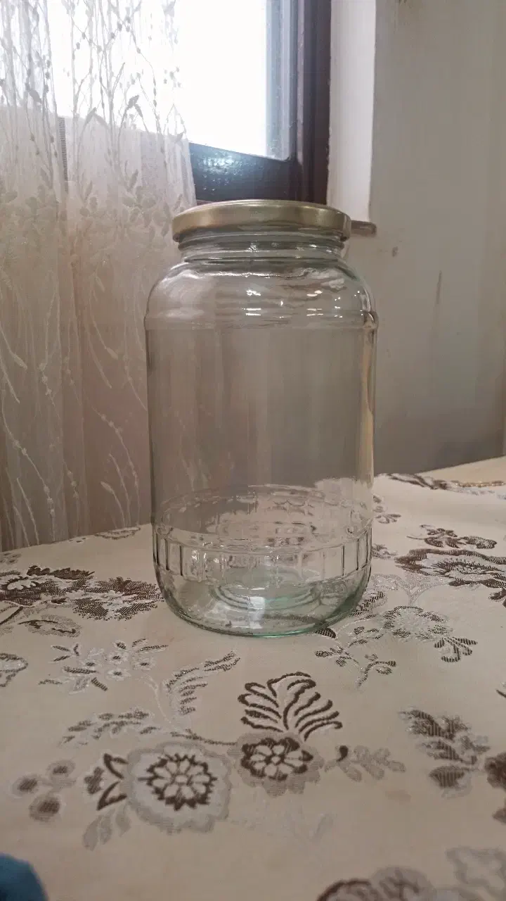 شیشه مرباوترشی نو هستش|ظروف نگهدارنده، پلاستیکی، یک‌بارمصرف|لاهیجان, لیالستان|دیوار