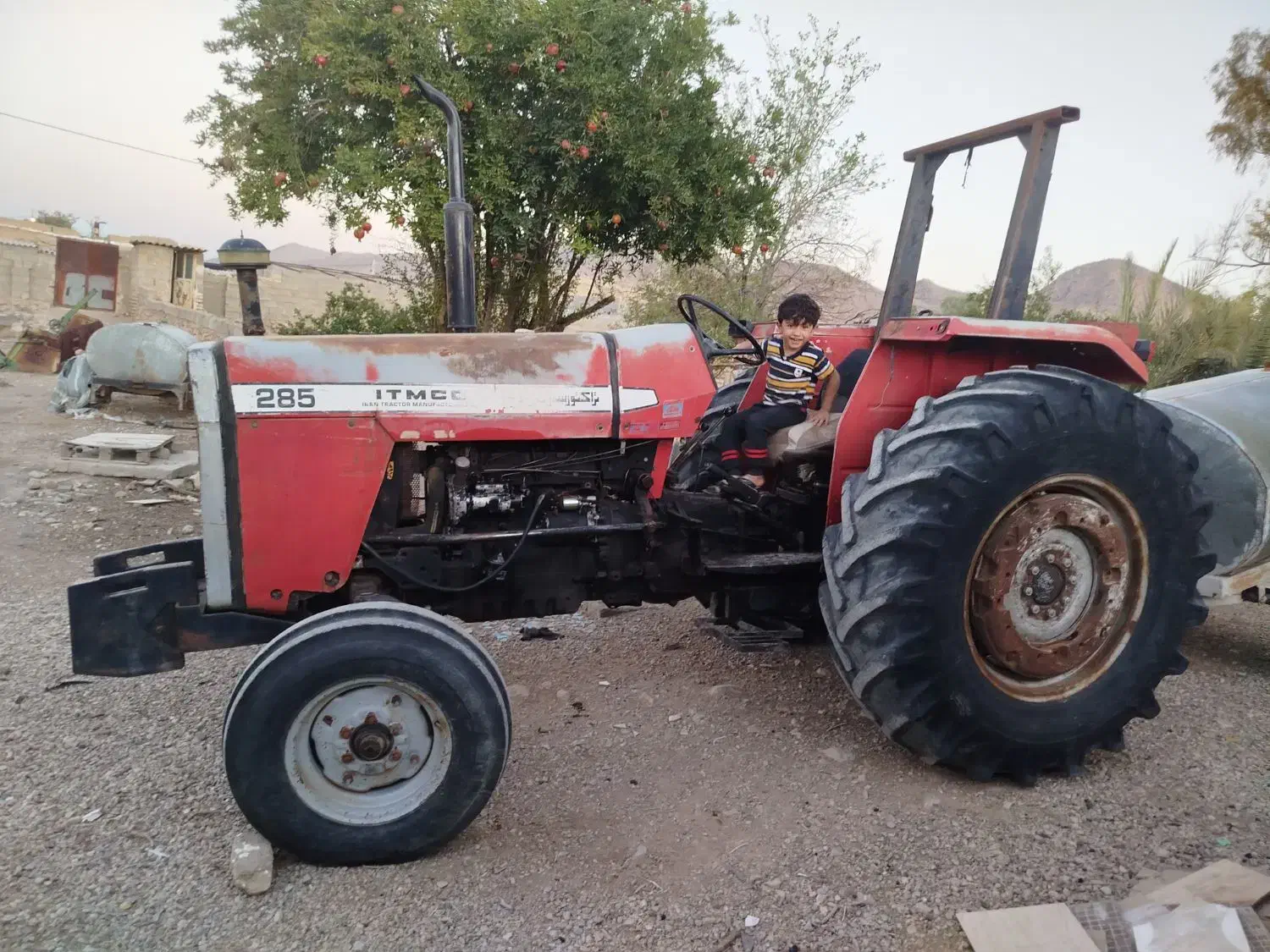 تراکتور فرگوسن مدل 86|خودرو سنگین|خرامه, |دیوار