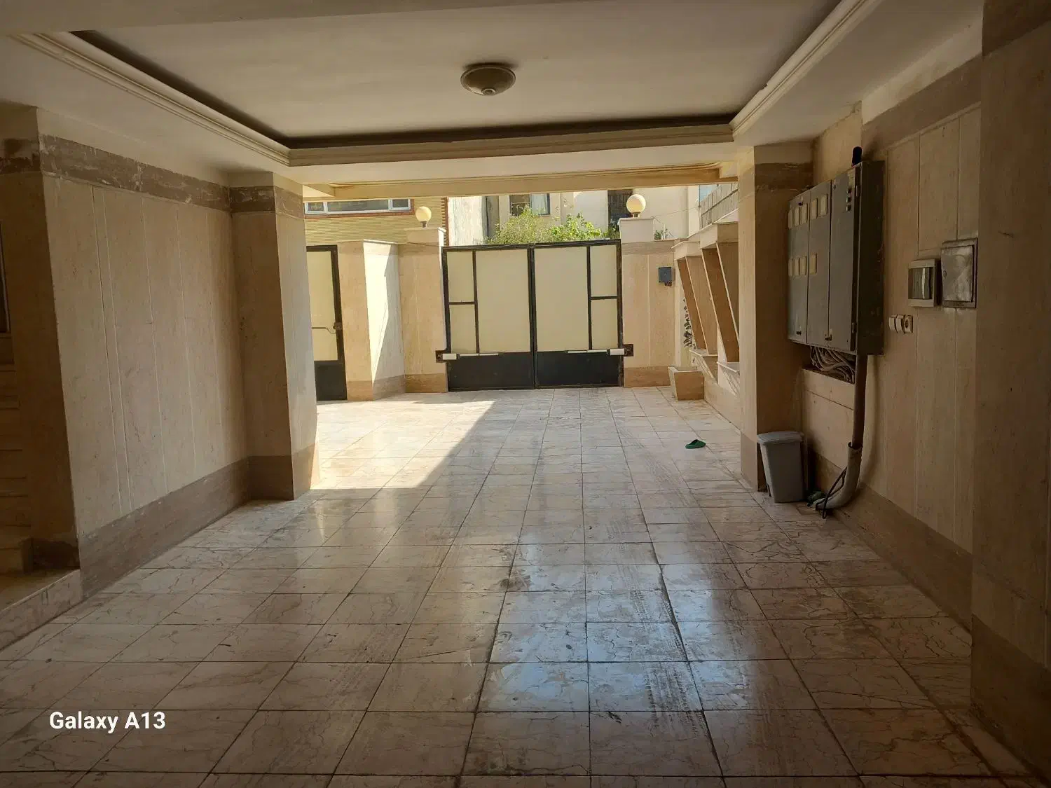 آپارتمان 96 متری دو خواب طبقه 4 از4|فروش آپارتمان|قشم, |دیوار