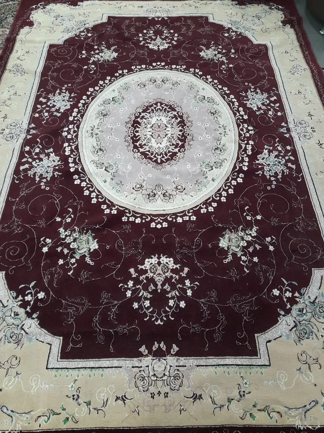 یک عدد فرش ۹ متری و ۲ عدد کناره|فرش|قم, زنبیل آباد|دیوار