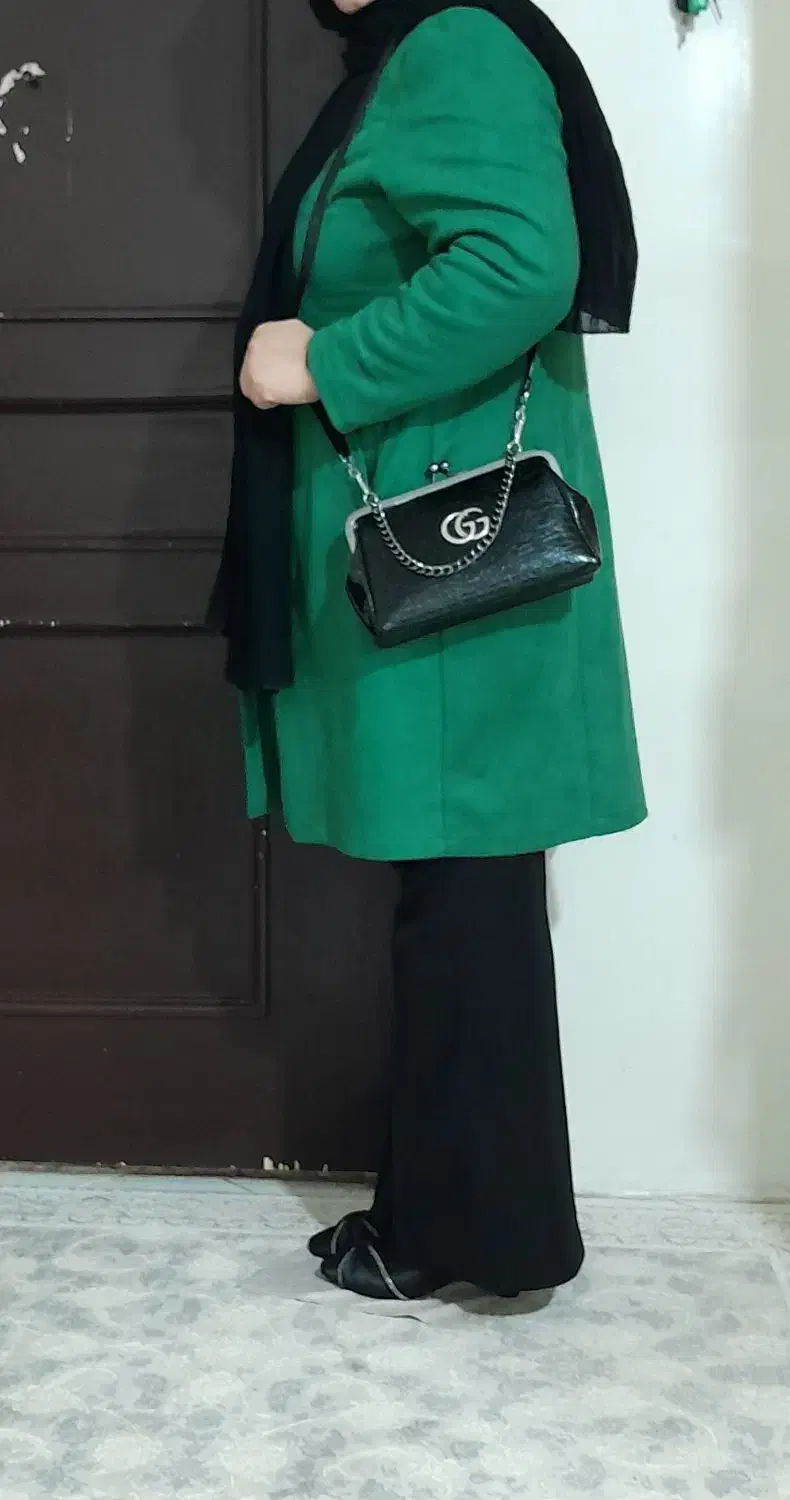 پالتو نو نو|لباس|ایلام, |دیوار