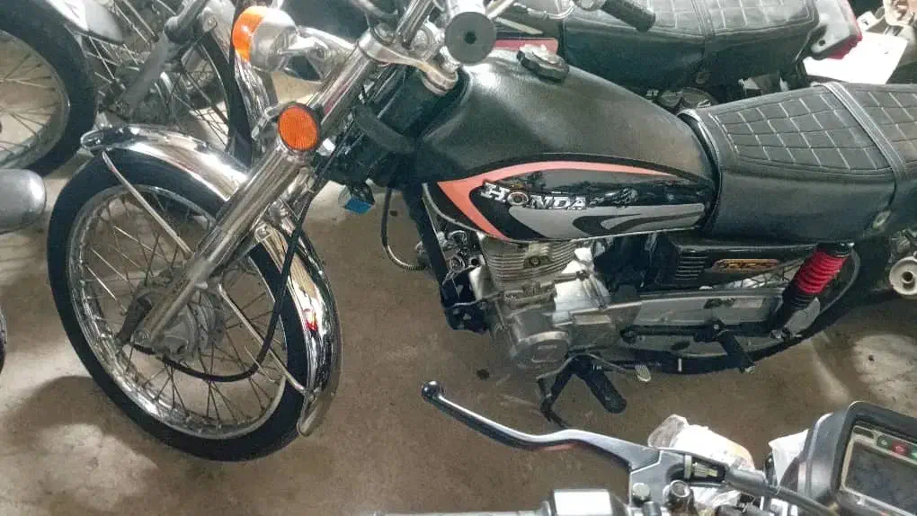 هندا ژاپنی تمام فابریک|موتورسیکلت|یزد, |دیوار