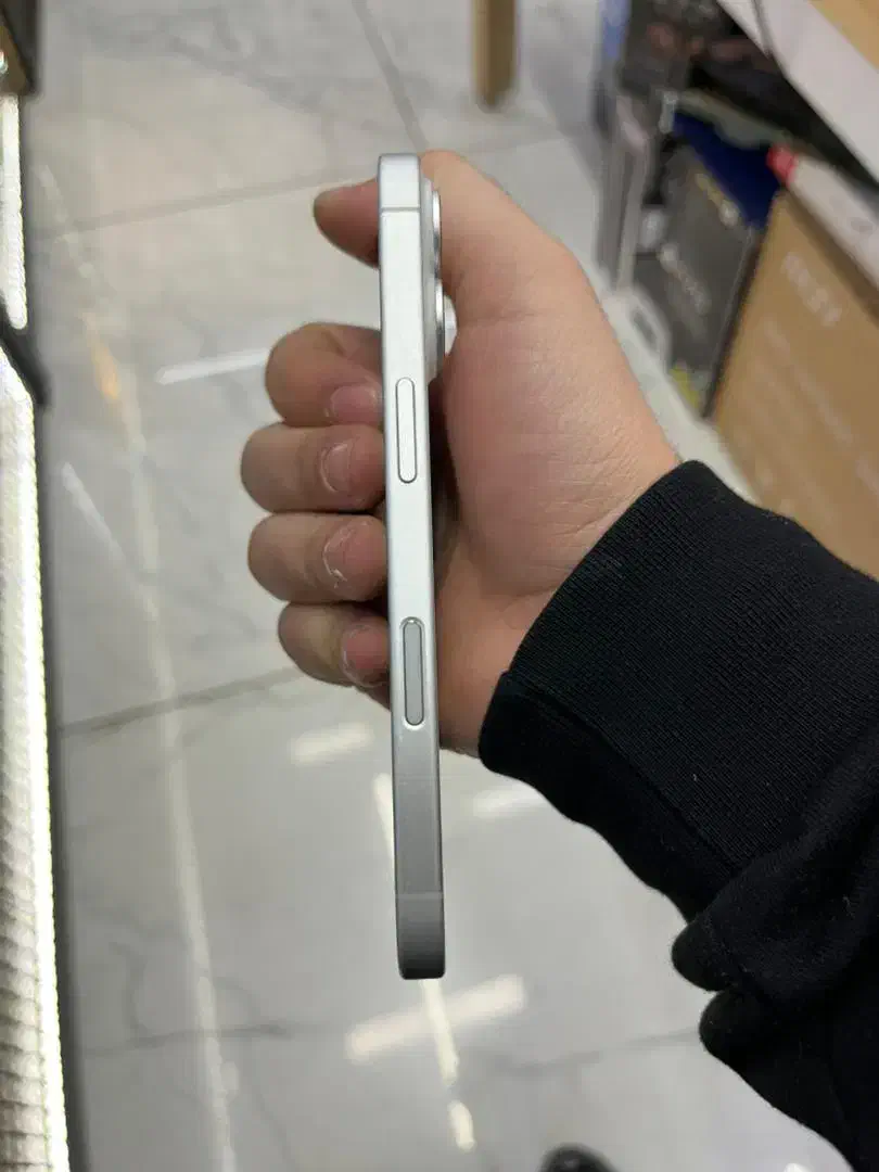 آیفون ۱۶ ۱۲۸|موبایل|پردیس, فاز ۳|دیوار