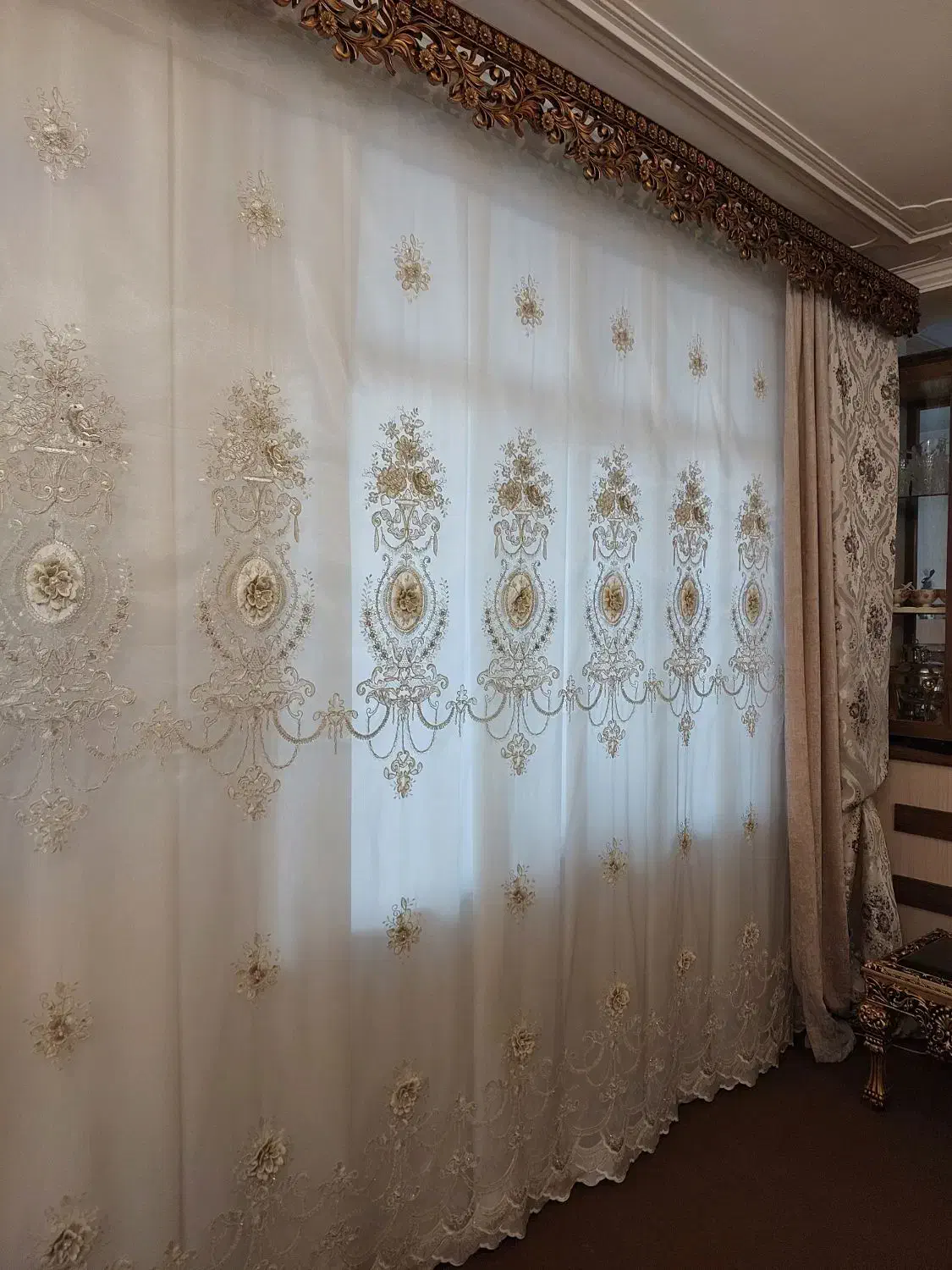 پرده با عرض ۶ متر|پرده، رانر، رومیزی|صوفیان, |دیوار