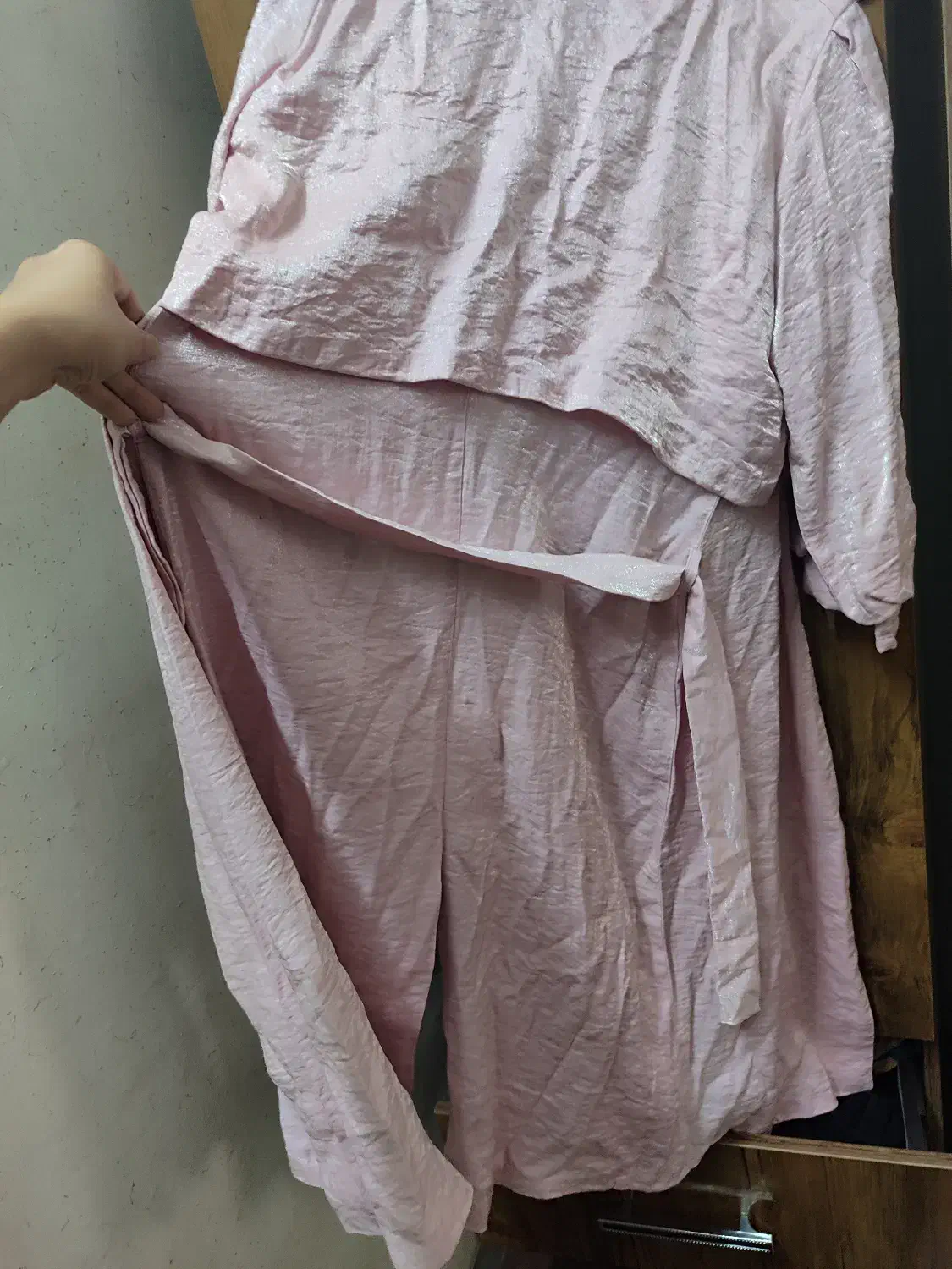 لباس|لباس|اصفهان, گرکان|دیوار