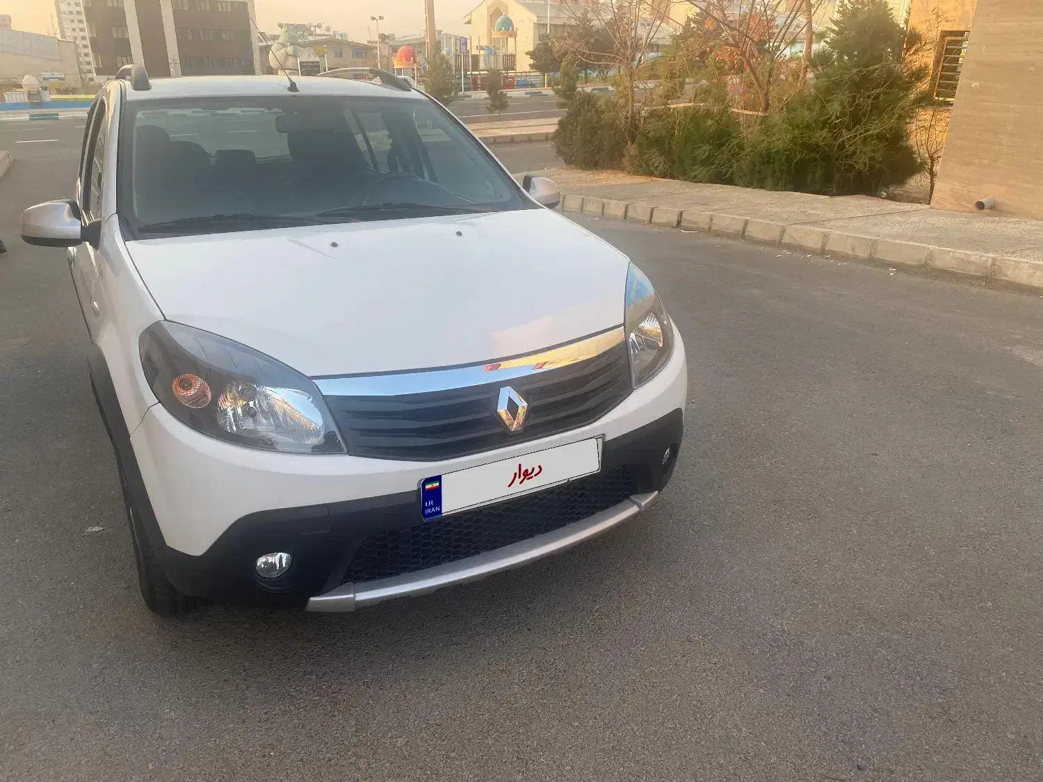 فروش رنو ساندرو استپ وی 97|خودرو سواری و وانت|تهران, شهرک دانشگاه شریف|دیوار