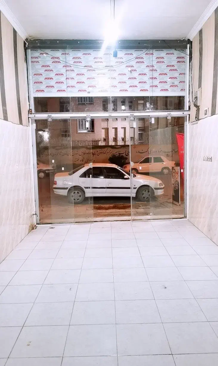 مغازه 30 متر نبش چهار راه کمیته امداد(دانشگاه ملی)|اجارهٔ مغازه و غرفه|زابل, |دیوار