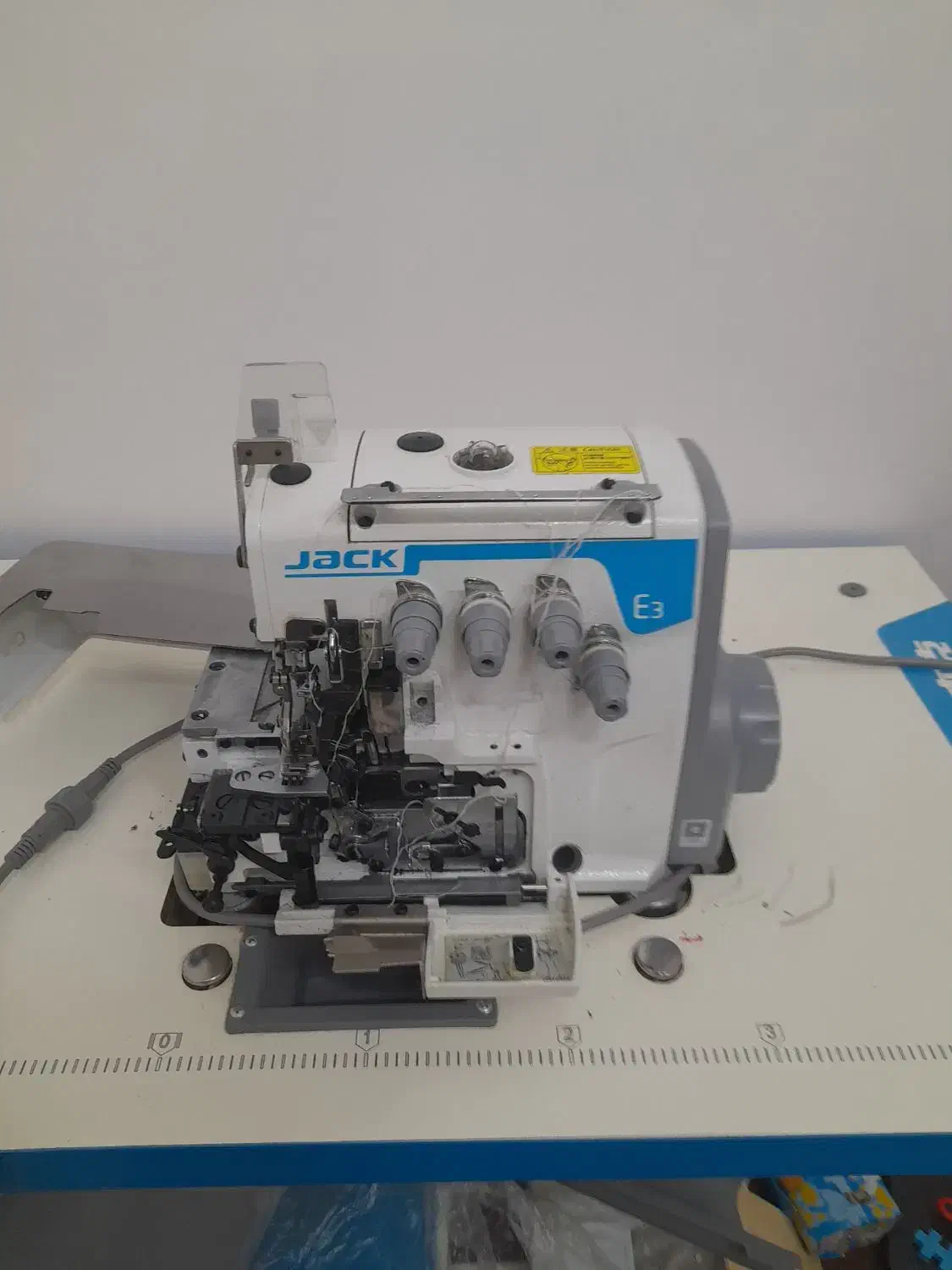 چرخ سرودز جک چهار نخ|چرخ خیاطی و ریسندگی|سبزوار, کلاته سیفر|دیوار