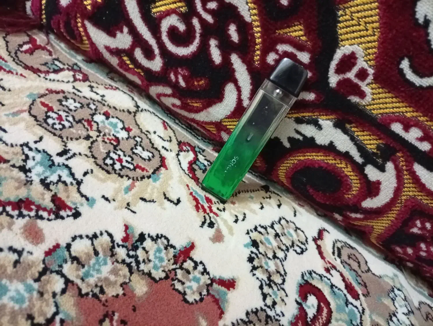 پاد رنگی|زیورآلات و اکسسوری|سراب, |دیوار