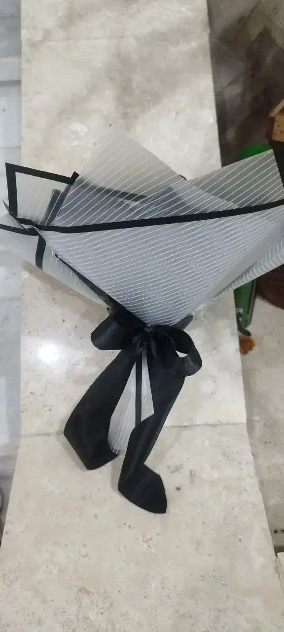 گل سیاه|گل مصنوعی|اردکان, |دیوار