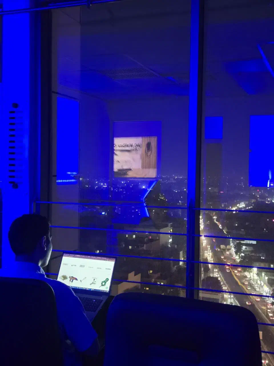 آموزش سئو فوق حرفه ای و طراحی سایت و طراحی گرافیک|خدمات آموزشی|تهران, سعادتآباد|دیوار