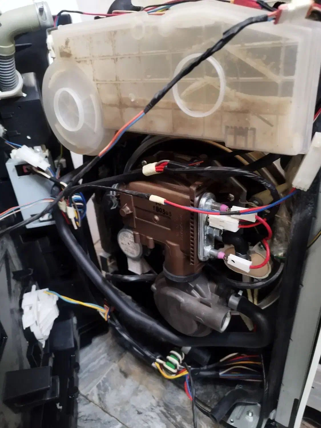 خدمات فنی تکنیک|خدمات پیشه و مهارت|بروجرد, |دیوار