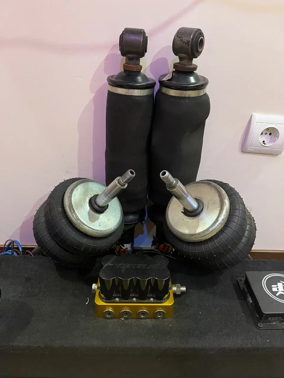 پنوماتیک خانواده پژو|قطعات یدکی و لوازم جانبی|پردیس, فاز ۲|دیوار