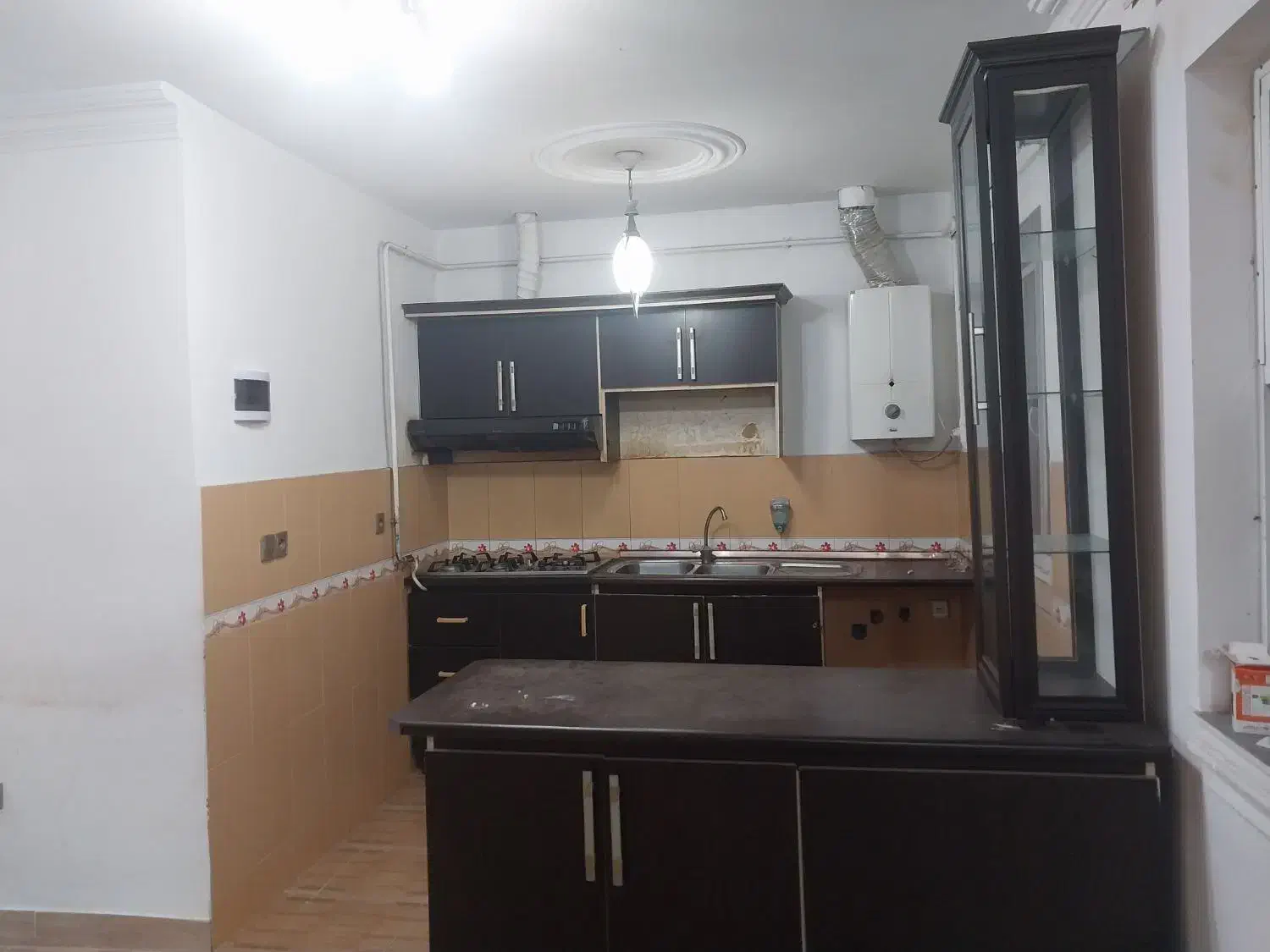 لوازم چوبی|آبچکان و نظمدهنده ظروف|رشت, دروازه لاکان|دیوار