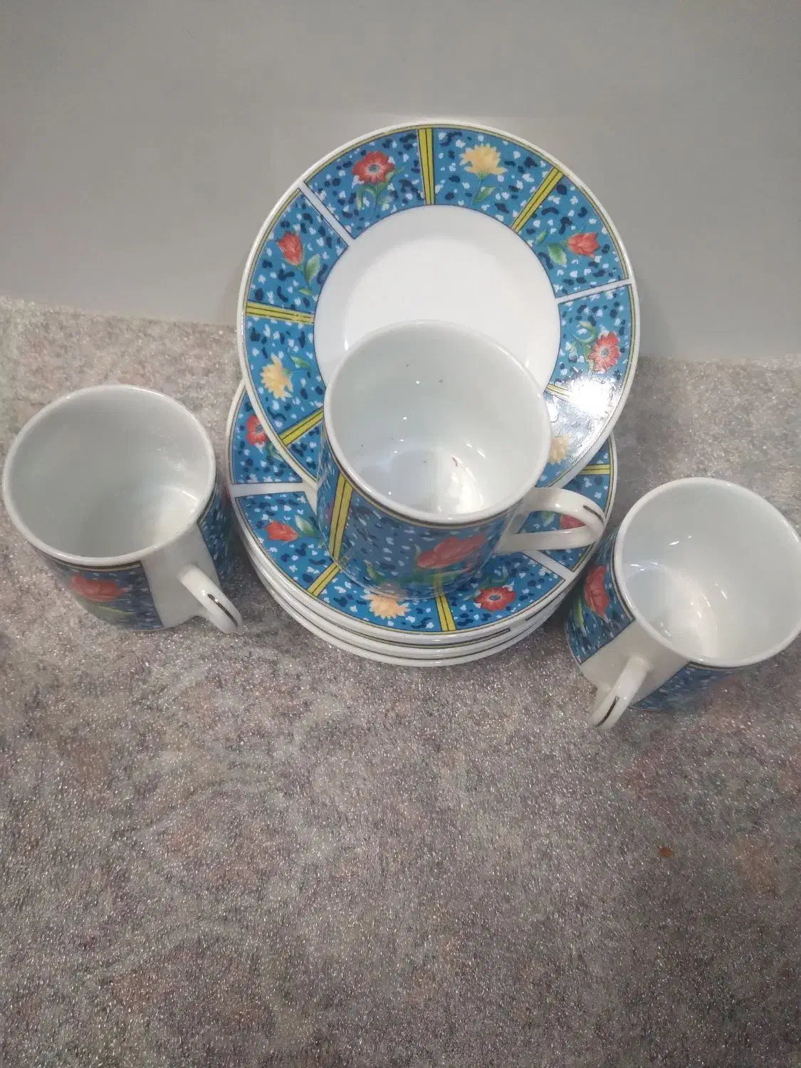 صبحانه خوری|ظروف سرو و پذیرایی|اصفهان, سودان|دیوار