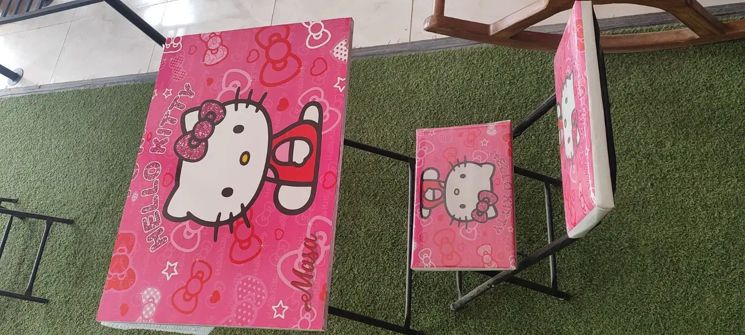 میز و صندلی تحریر کودک تاشو|میز تحریر و کامپیوتر|ارومیه, |دیوار