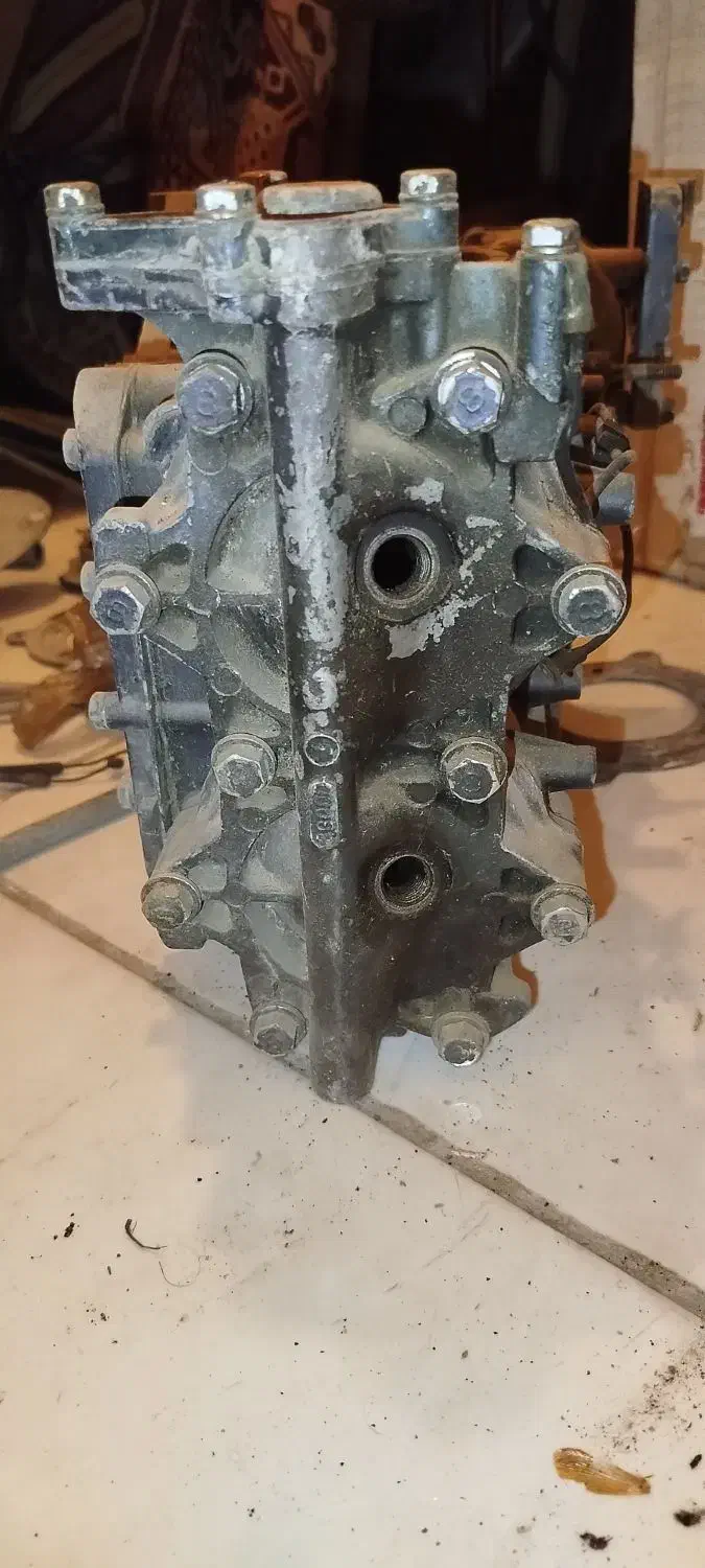 قطعات موتور قایق قیمت مناسب|قایق و سایر وسایل نقلیه|بندر گناوه, |دیوار