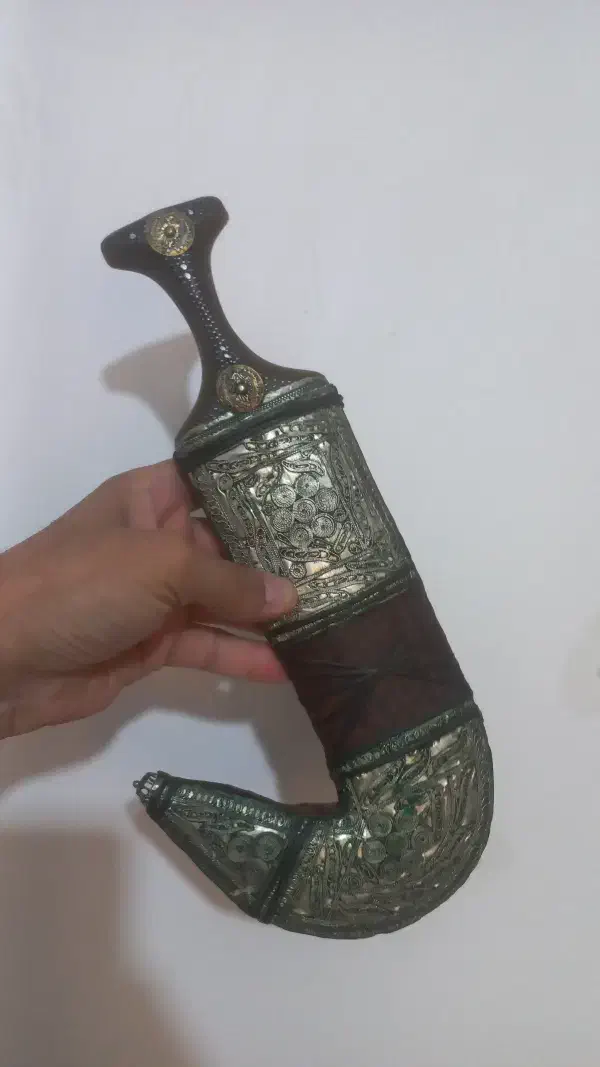 خنجر یمنی عتیقه|کلکسیون اشیاء عتیقه|اهواز, علی آباد|دیوار