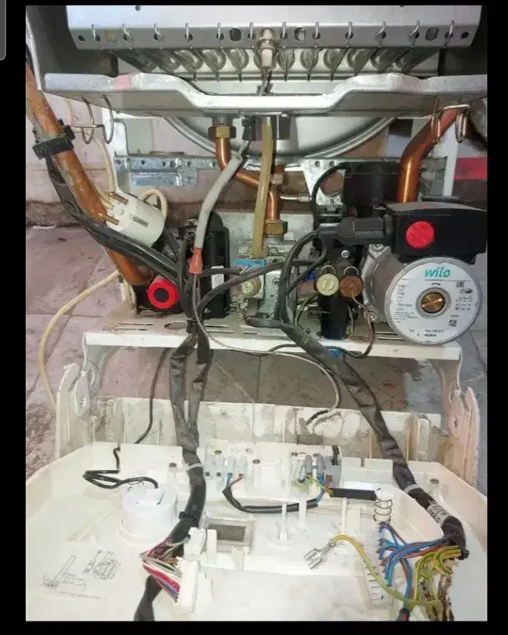 سرویس پکیج ایران و بوتان....آبگرمکن دیواری|آبگرمکن، پکیج، شوفاژ|اندیشه, شهرک صدف|دیوار