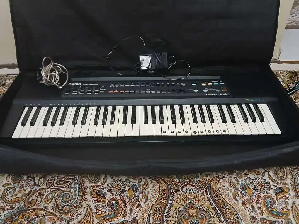 ارگ|پیانو، کیبورد، آکاردئون|پرند, فاز ۵|دیوار