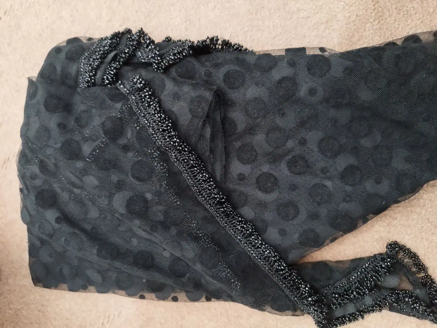 انواع دسمال.ساعت.دامن.لباس کوردی و کواپاتول کودکان|لباس|مهاباد (آذربایجان غربی), |دیوار