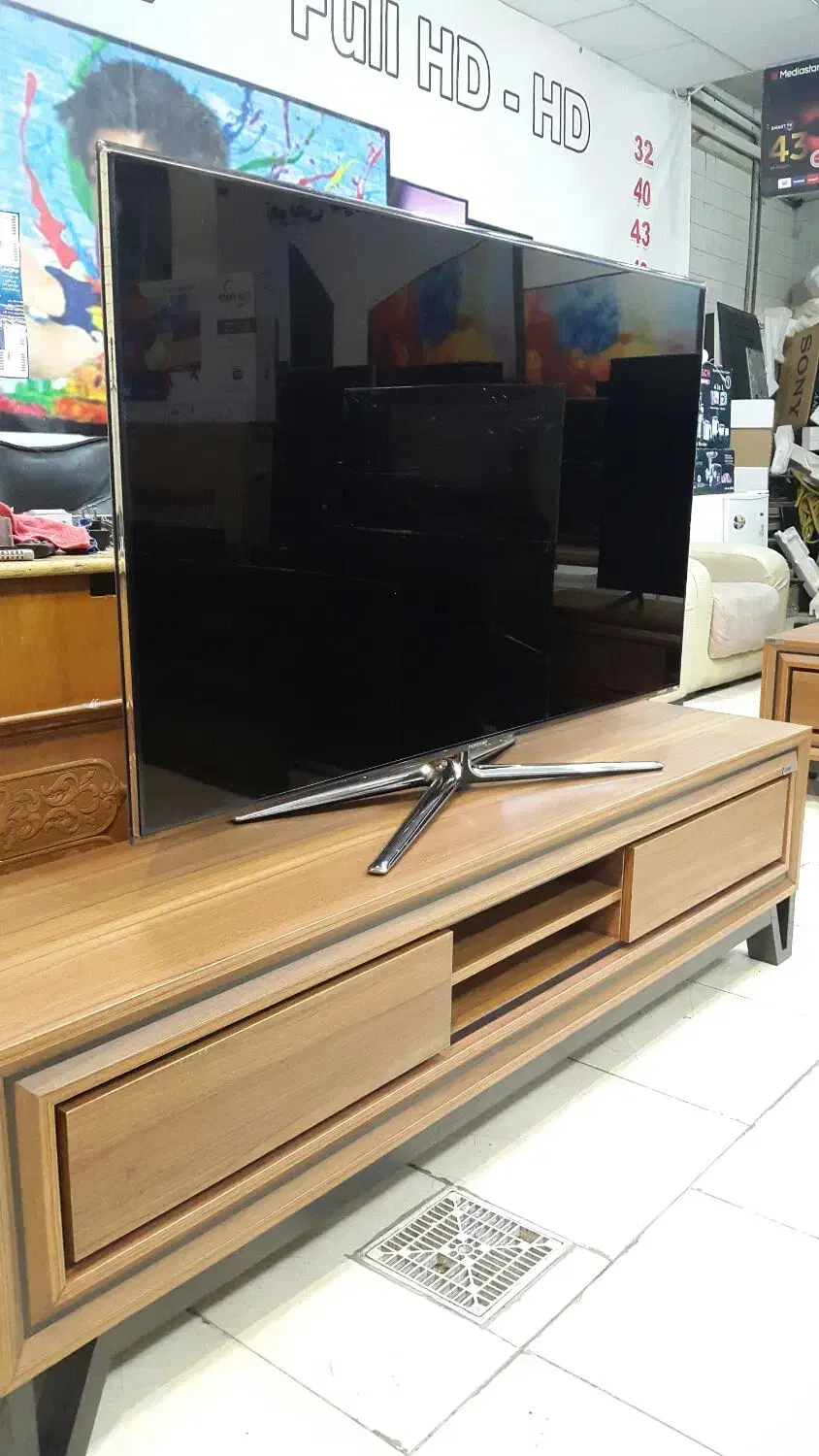 ال ای دی (4عدد)۵۵ اینچ اسمارت 4k(استوک لند)|تلویزیون و پروژکتور|شیراز, زند|دیوار