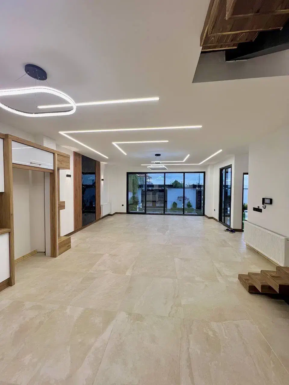 ویلایی لوکس سنددار/ویو بی نظیر/سندشش دانگ|فروش خانه و ویلا|تهران, حشمتیه|دیوار