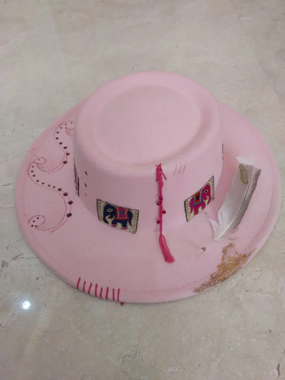 کلاه کابوی صورتی کاملا نو و سالم|لباس|تهران, دروازه شمیران|دیوار