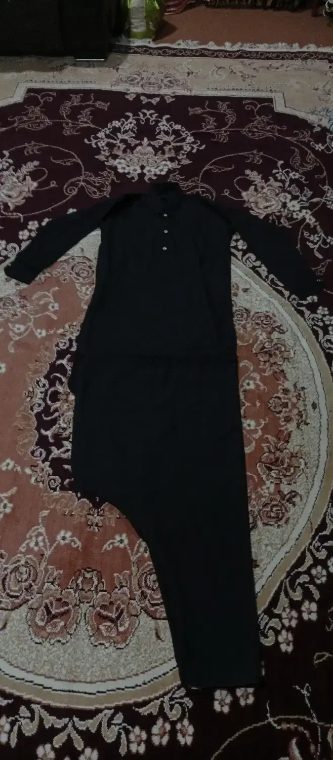 دو دست لباس بلوچی|لباس|رودان, |دیوار