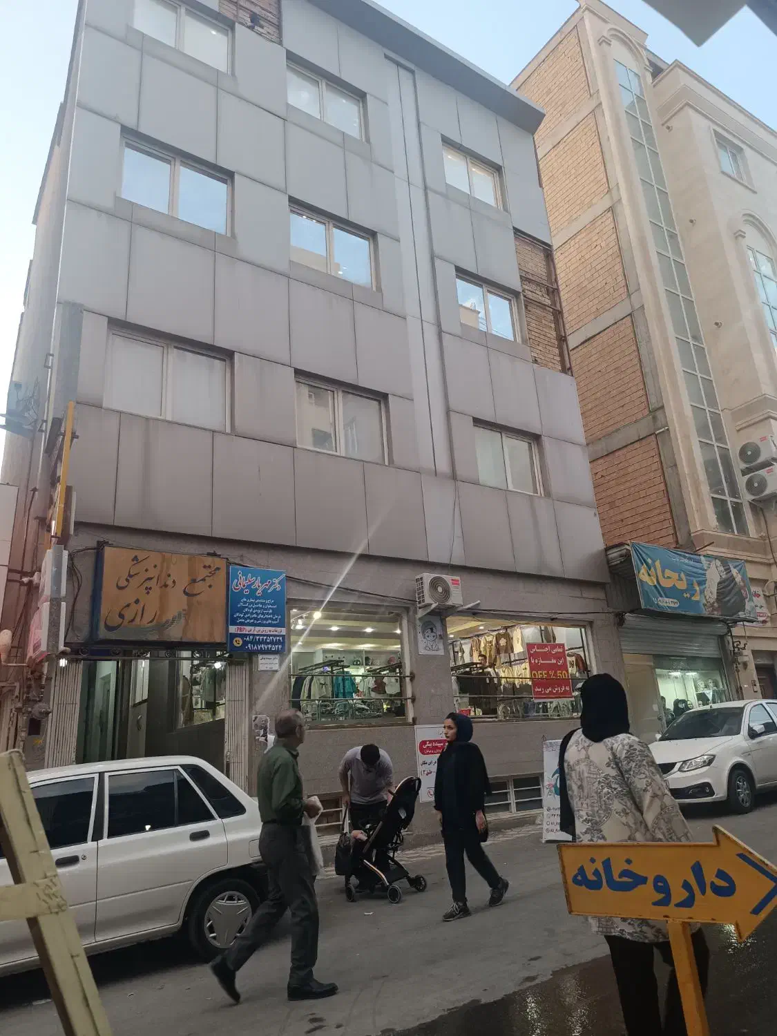 فروش واحد تجاری ساختمان پزشکان|فروش دفتر کار، اتاق اداری، مطب|ایلام, |دیوار