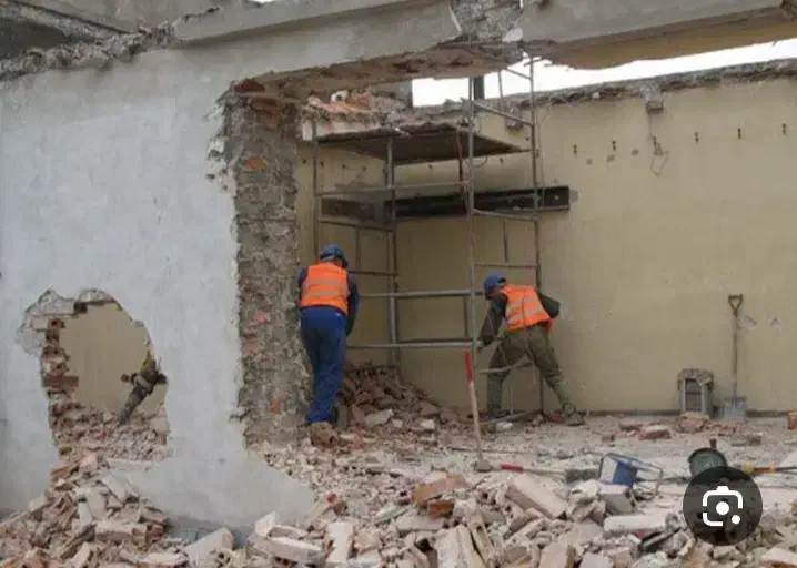 تخریب کاری (کارگری)|خدمات پیشه و مهارت|برازجان, |دیوار