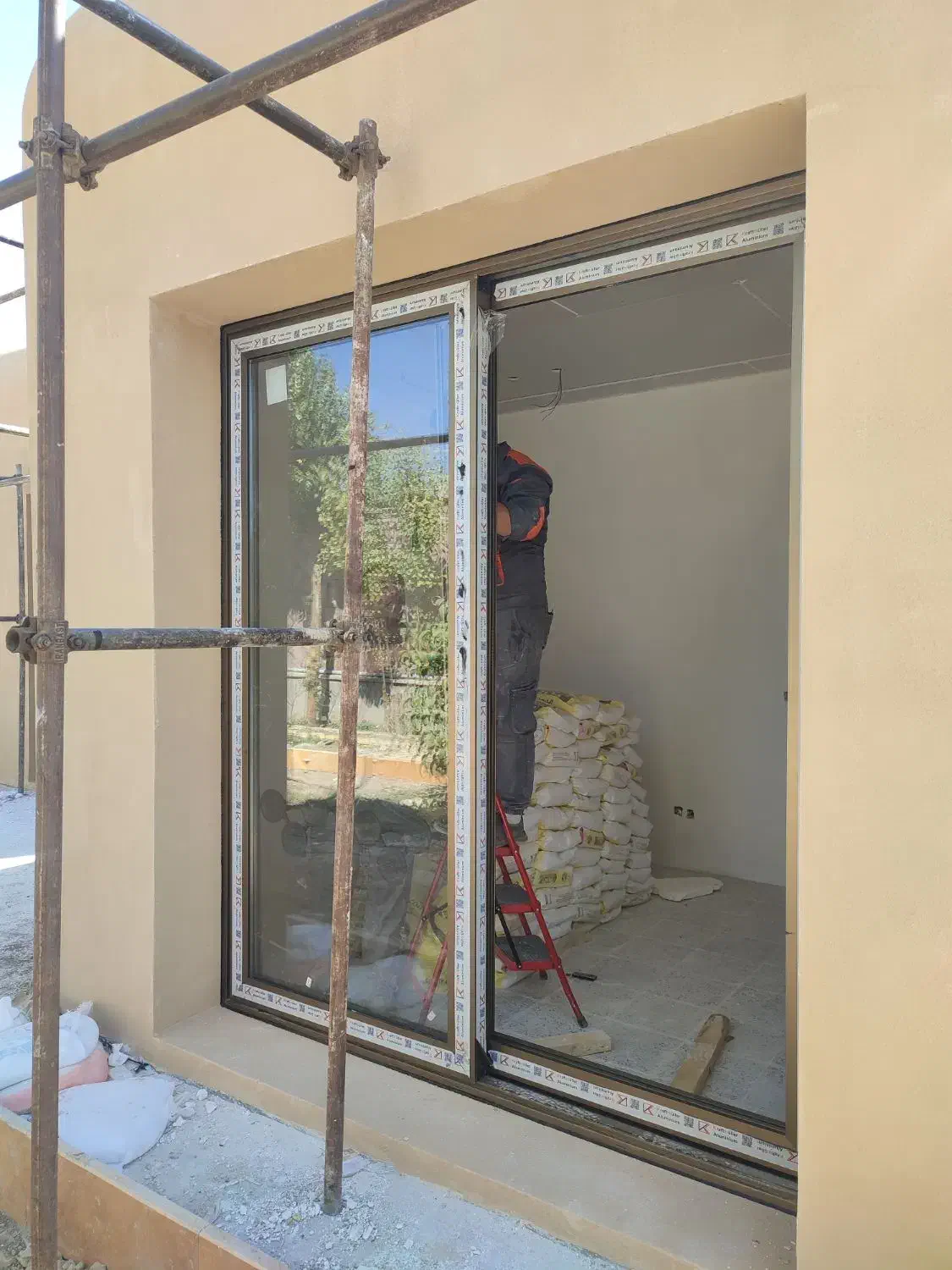 درب وپنجره دوجداره upvc آلومینیوم توری ترمالبریک|خدمات پیشه و مهارت|اراک, |دیوار