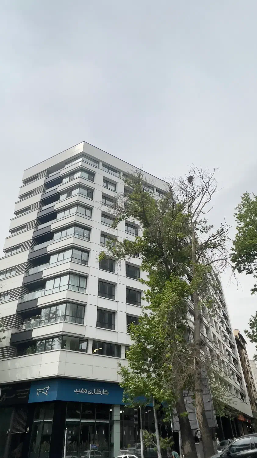 اجاره آپارتمان ۱۲۰ متری/سند اداری/برج اداری برند|اجارهٔ دفتر کار، اتاق اداری، مطب|تهران, زعفرانیه|دیوار