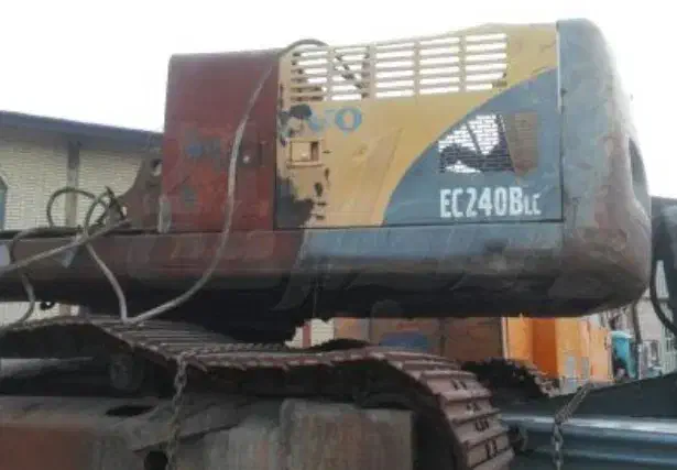 خرید و فروش بیل مکانیکی سوخته|خودرو سنگین|نسیمشهر, |دیوار