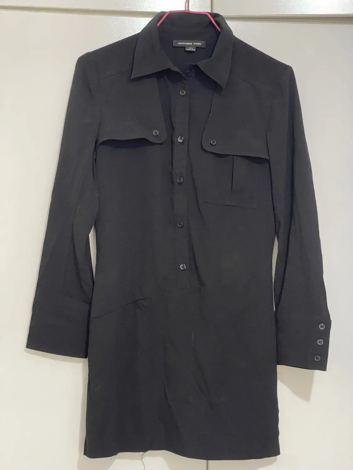 تعدادی شومیز و لباس بیرون رفتنی ترک|لباس|جم, |دیوار