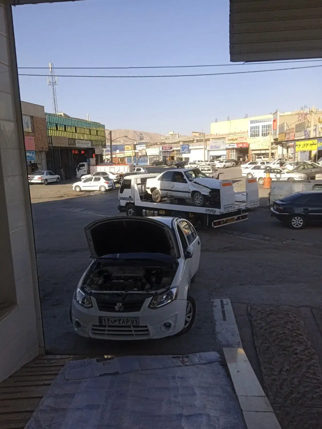 نیازمندصافکار و نقاش یا شاگرد کار بلد|استخدام صنعتی، فنی، مهندسی|شهرکرد, |دیوار